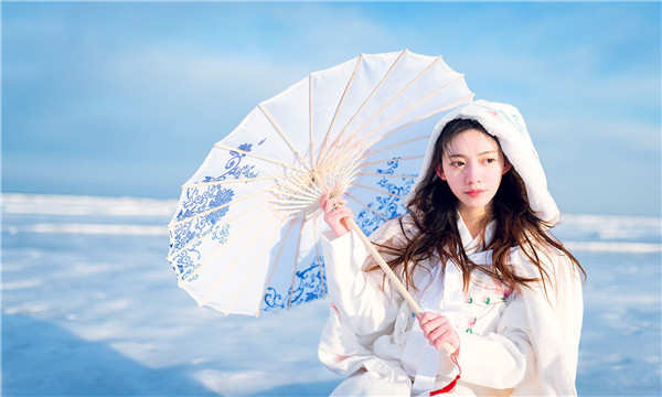 乌拉特中试管代怀生子多少钱一个？助孕之路的费用分析与方案选择