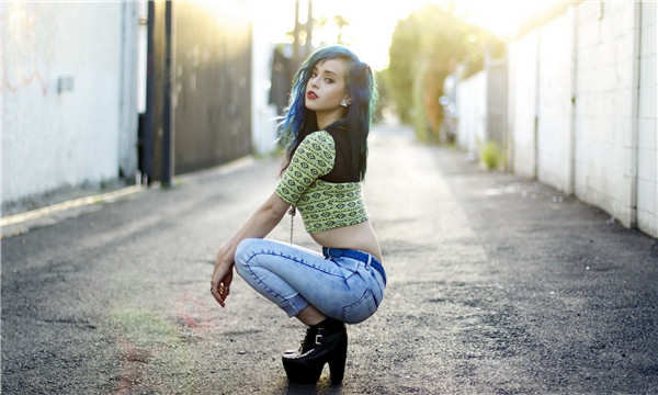 乌拉特中试管代怀生子的原理及其助力不孕不育家庭的未来